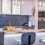 Caniço Penthouse By Homie