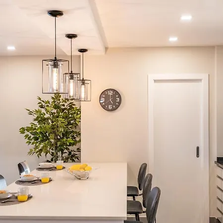 Canico Penthouse By Homie Lejlighed *